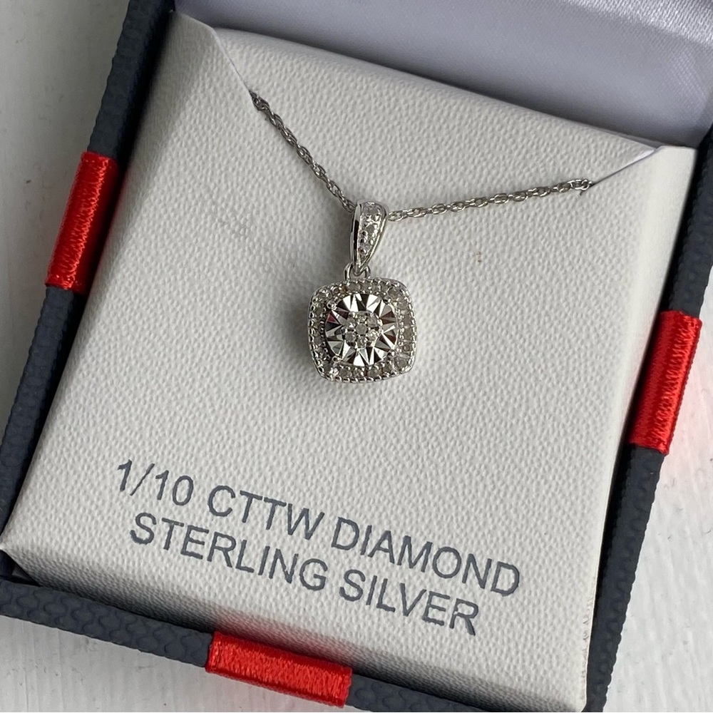 Womens 1/10 CT. T.W. Genuine Diamond Sterling Silver Pendant Necklace
